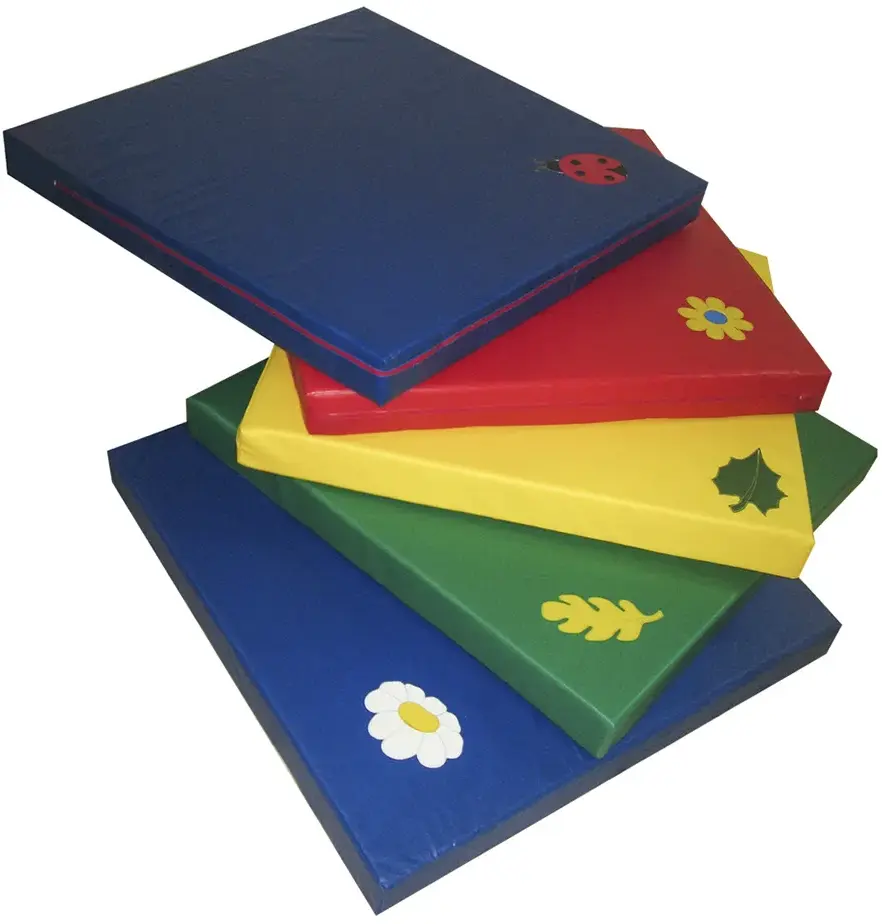 Мат с аппликацией