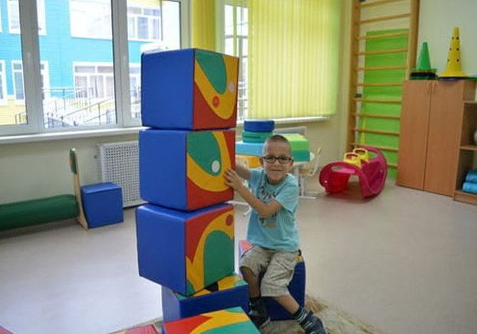 Детям, оставшимся без попечительства в Красноярске, отправлен комплект мягких модулей от производителя игрового оборудования Авира.