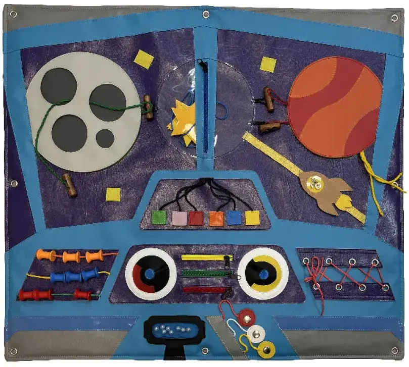 Панно дидактическое «Космический корабль»