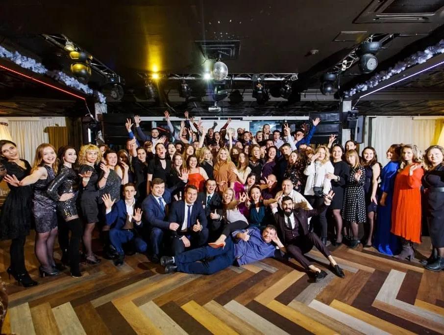 Новогодний корпоратив сотрудников в компании Авира для профессионалов своего дела.