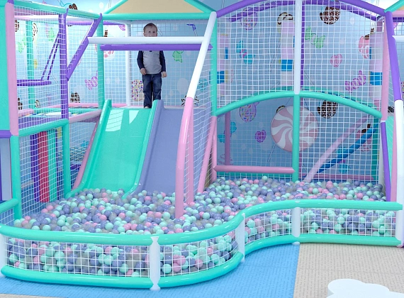 Детская игровая комната «Сахарная планета» Фото 3