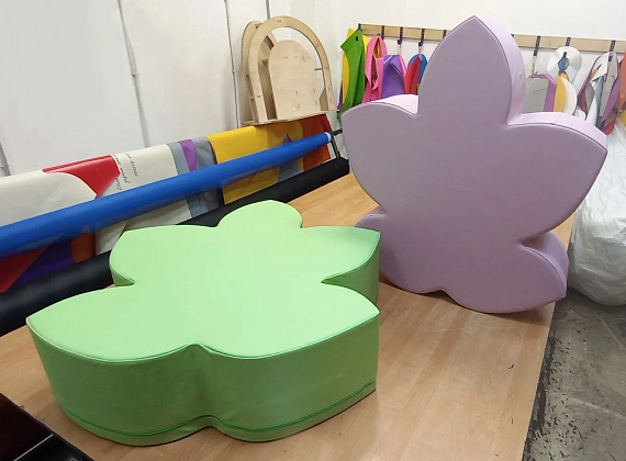 Пуфик «Лепесток» Фото 2