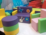 Комплект мягконабивной мебели с аппликацией Фото 1