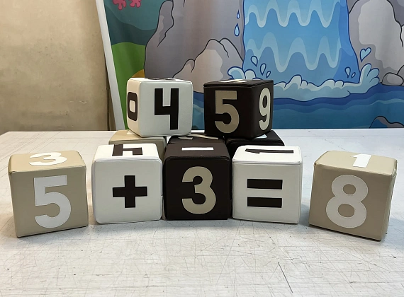 Набор кубиков Цифры, 10 деталей Фото 1