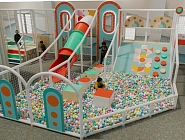 Детская игровая комната «Мята и персик»