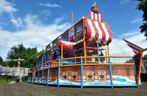 В Ульяновcке открылся большой детский городок производства компании «Авира»