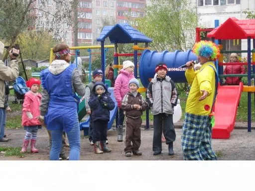 В «Лучший двор Перми» поставили площадку от «Авиры»4.jpg В «Лучший двор Перми» поставили площадку от «Авиры»4.jpg