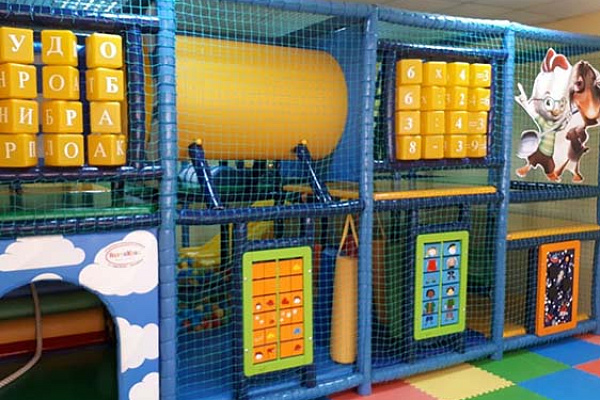 Детская игровая комната «Детский дворик»